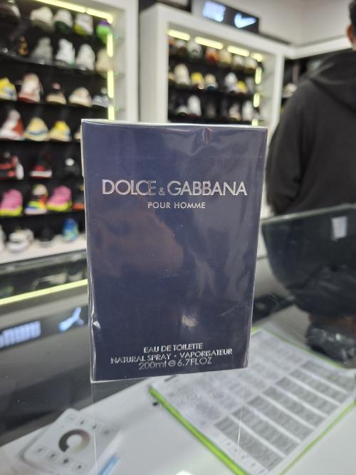 Dolce & Gabbana Pour Homme Azul fuerte 200ml