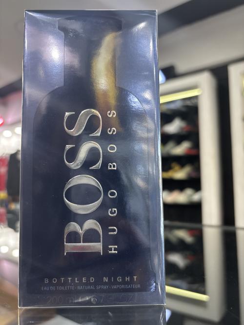 Hugo Boss Bottled Night Negro, 200 ml