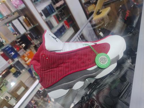Nike Jordan Retro 13 Rojo y blanco 26.6