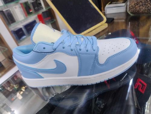 Nike Jordan retro 1 Azul y blanco 27.5, 26.5 y 26