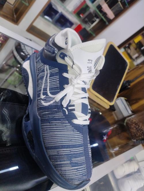 Nike Gt jump Azul y blanco 26.5